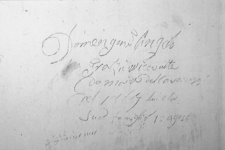 Santuario della Madonna di Caravaggio: le scritte murali ottocentesche.