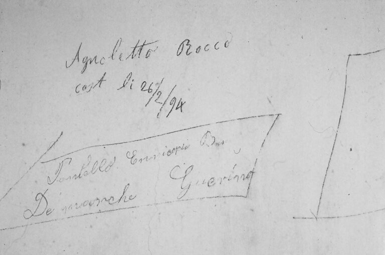 Santuario della Madonna di Caravaggio: le scritte murali ottocentesche.