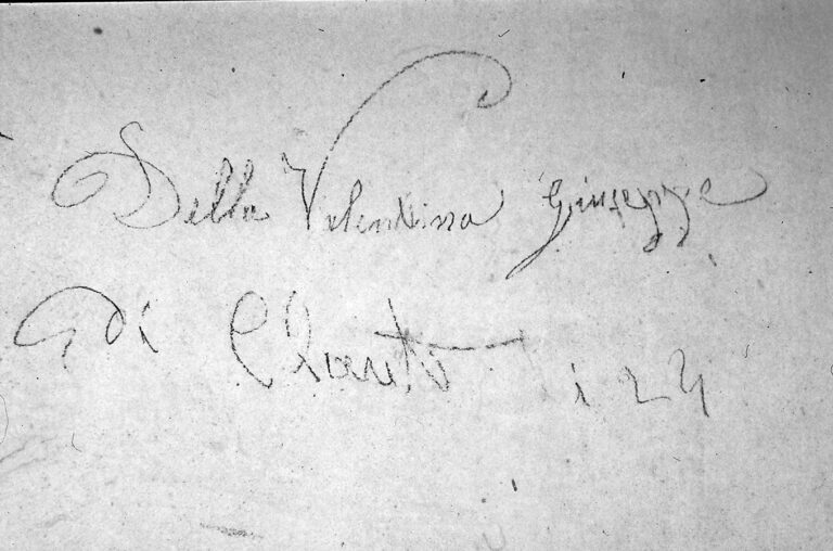 Santuario della Madonna di Caravaggio: le scritte murali ottocentesche.