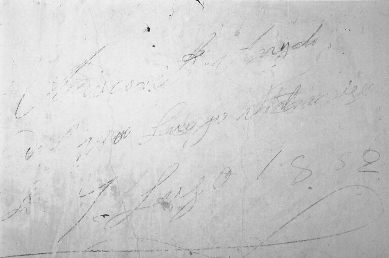 Santuario della Madonna di Caravaggio: le scritte murali ottocentesche.