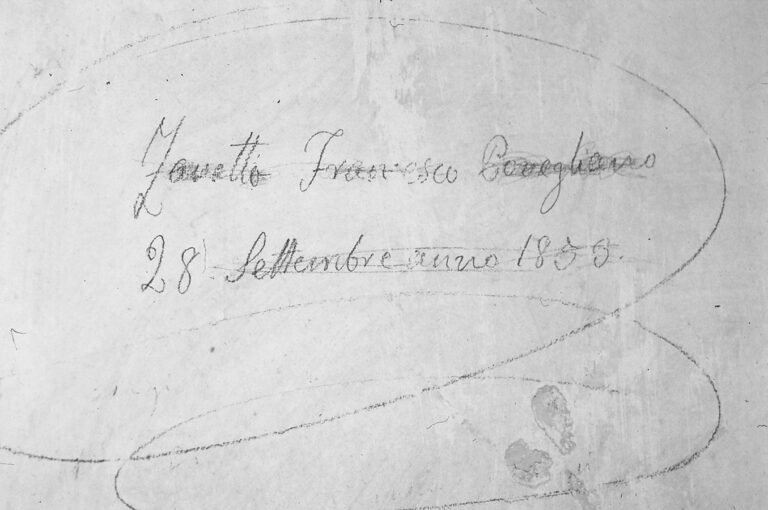 Santuario della Madonna di Caravaggio: le scritte murali ottocentesche.