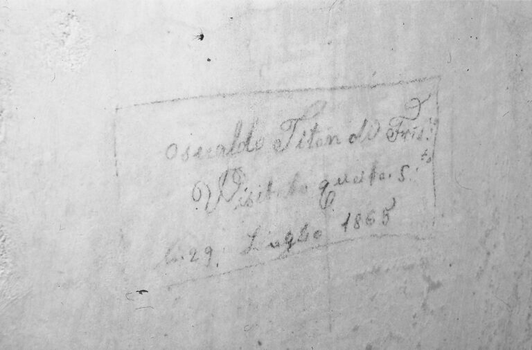 Santuario della Madonna di Caravaggio: le scritte murali ottocentesche.